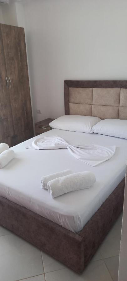 Arjan Dyli Guesthouse Ксамил Номер фото
