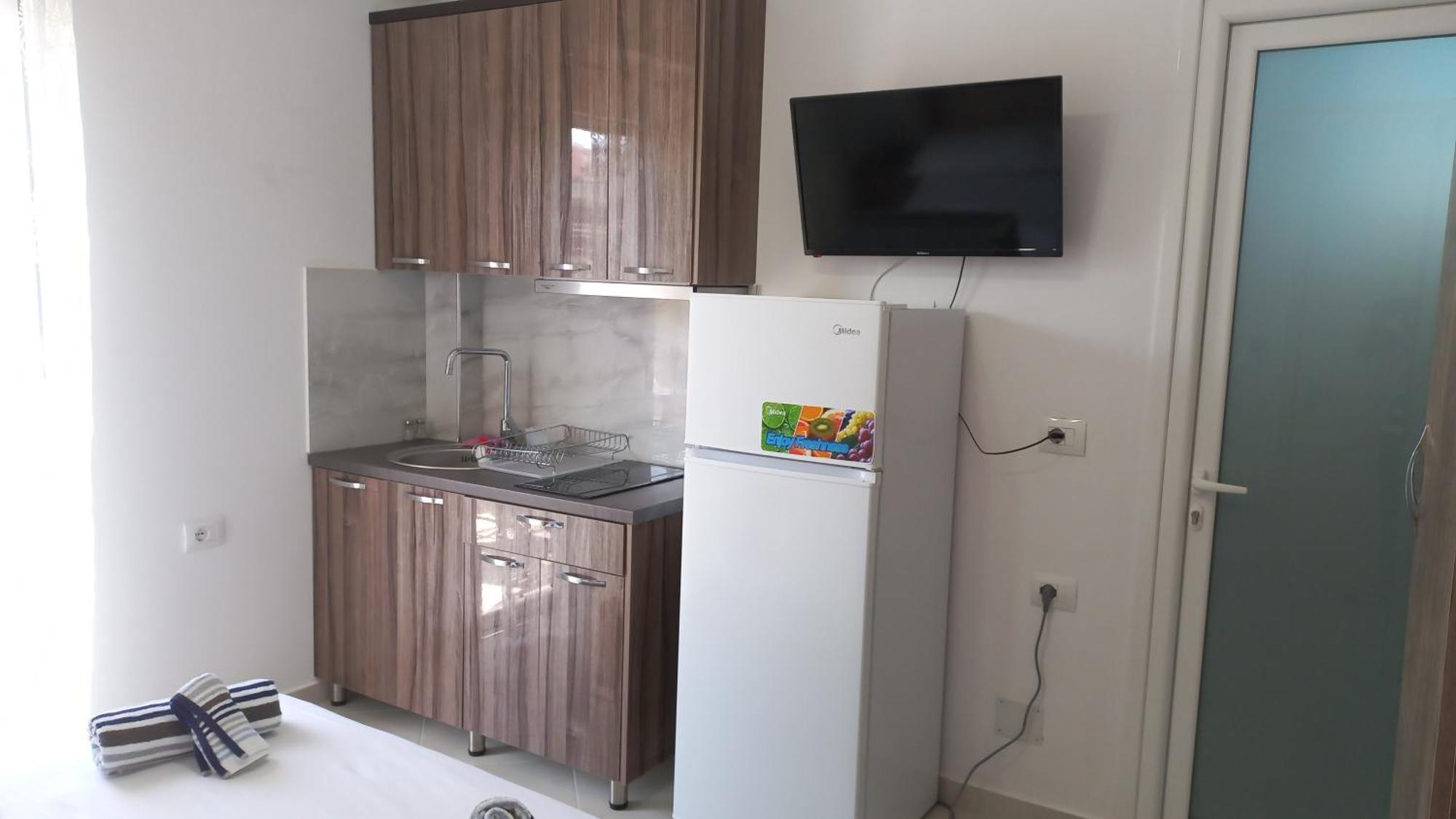 Arjan Dyli Guesthouse Ксамил Номер фото