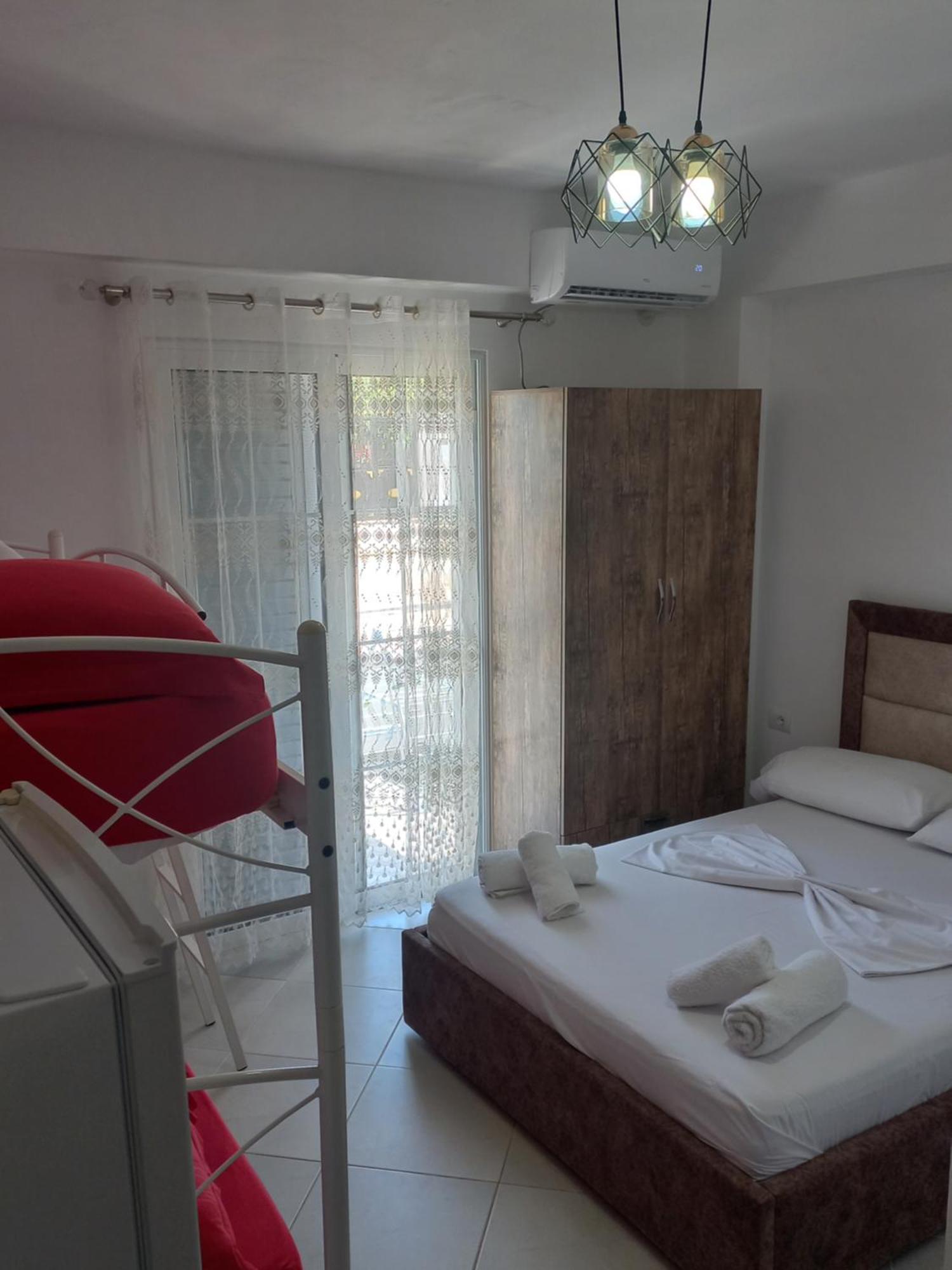 Arjan Dyli Guesthouse Ксамил Номер фото